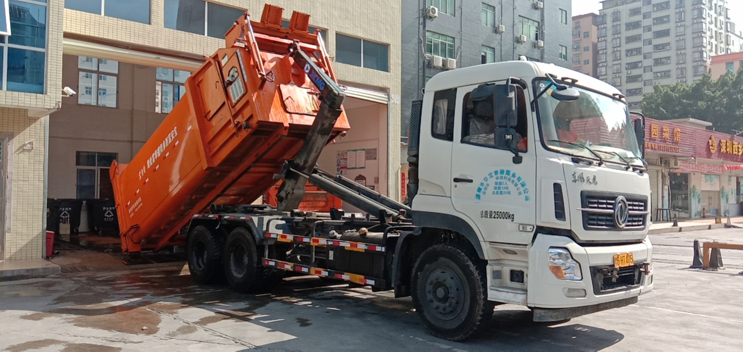 城市商場垃圾清運(yùn)